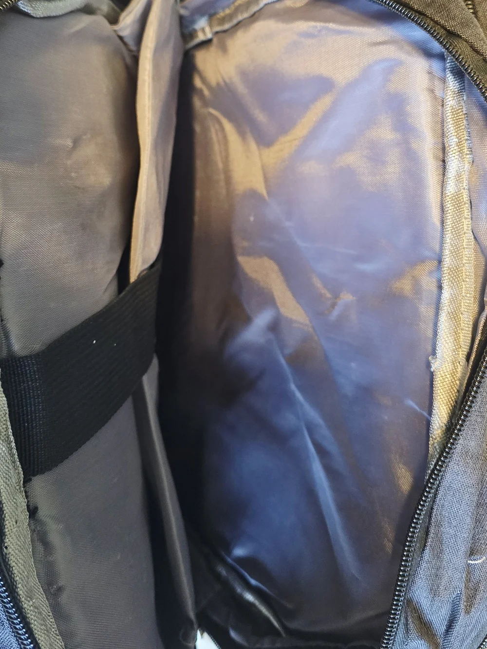 NWT Escalade Urban Dark Gray Travel Backpack